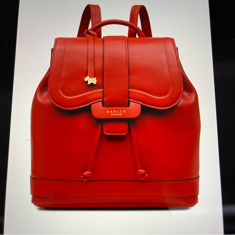 NWOT Rare 🎒 Radley London Red Devonport Mews Medium Flapover Backpack 🎒